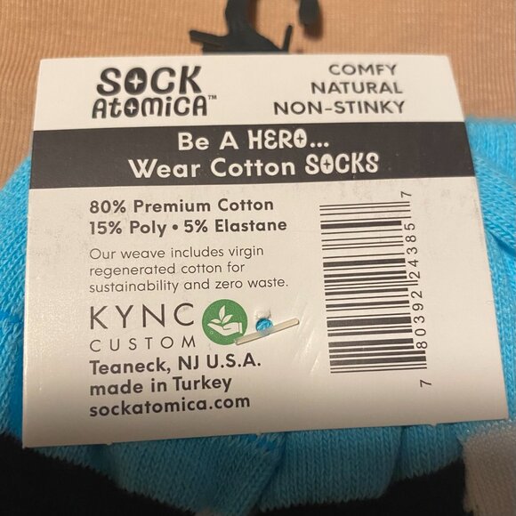 NWT Socks Atomica - It Ain't Easy Being Purrfect Novelty Cat Socks - Picture 3 of 4